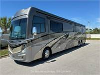 2018 Fleetwood Discovery LXE 44H  Bath & Half